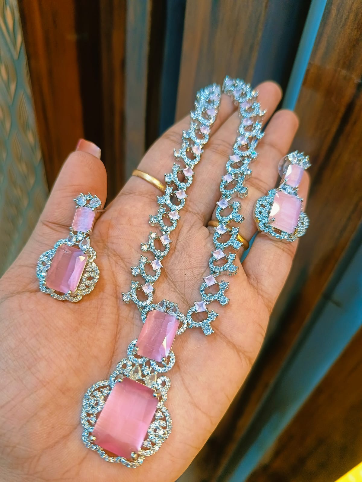 Diamond finish neck 13-10-24