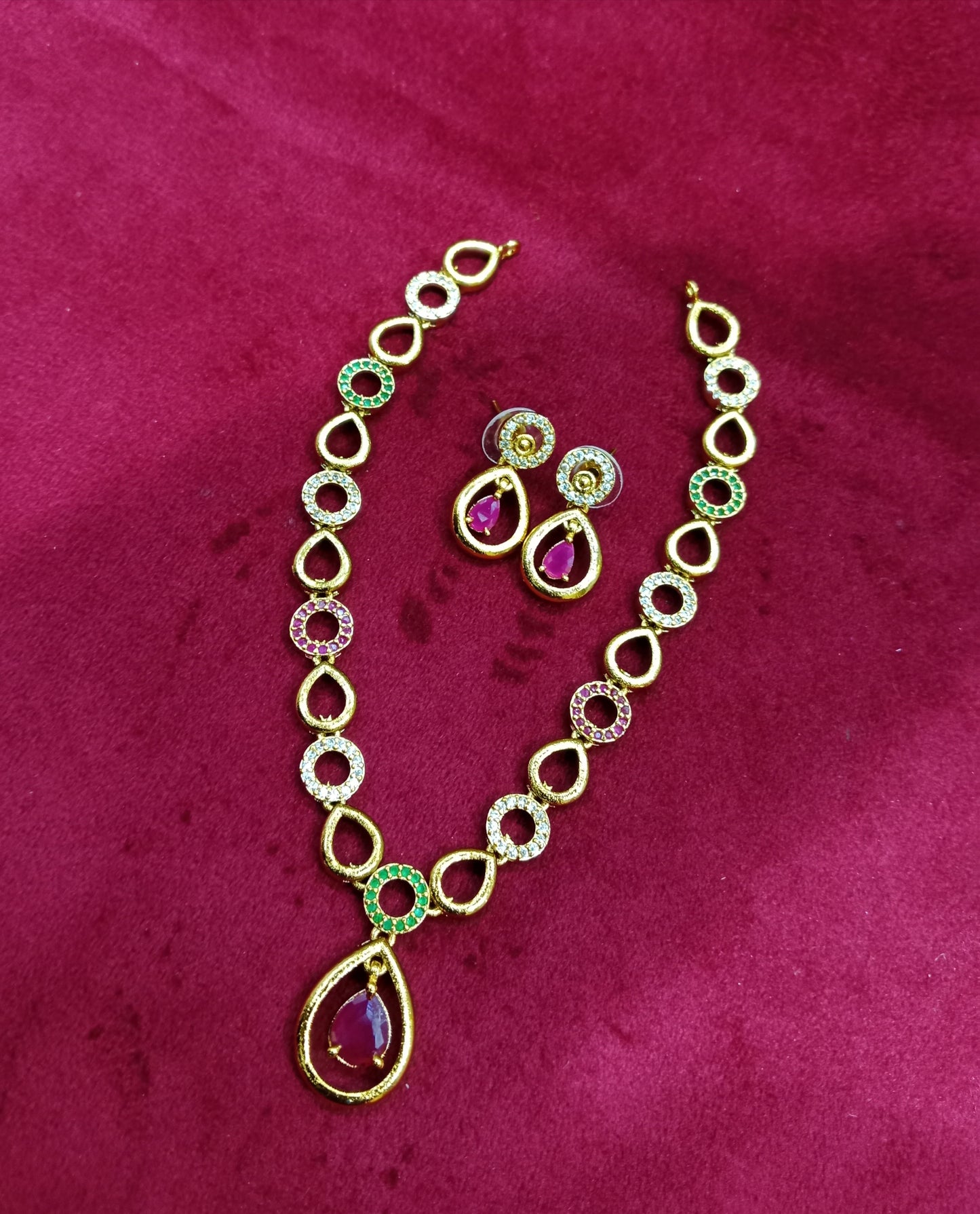 Short Necklace SN 0024