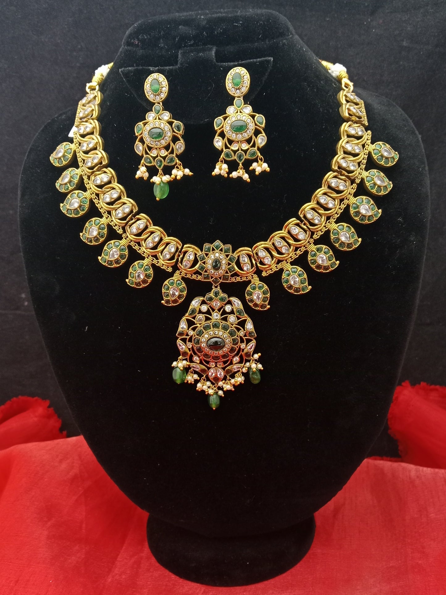 Victorian mango necklace 009