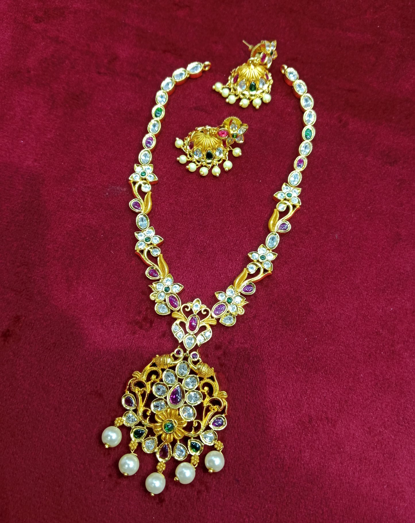 Short necklace SN 0012