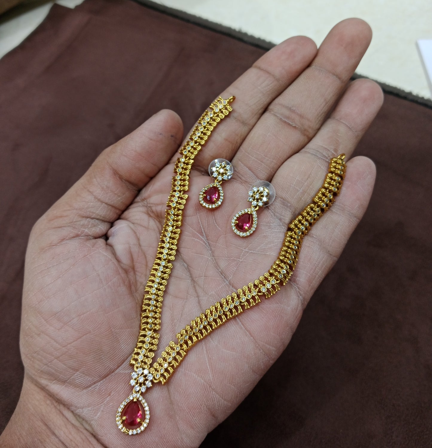 Short necklace SN 002