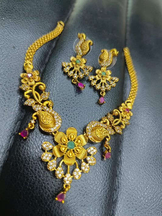 Short necklace 13-10-24