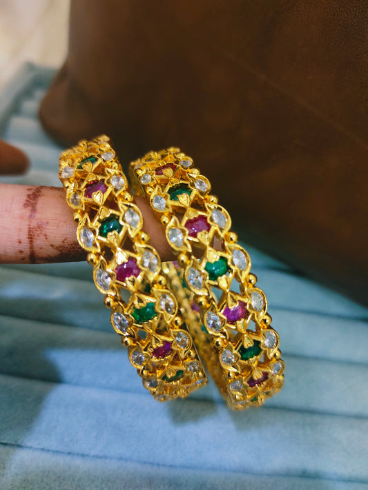 KEMP BANGLES 2.4 SIZE
