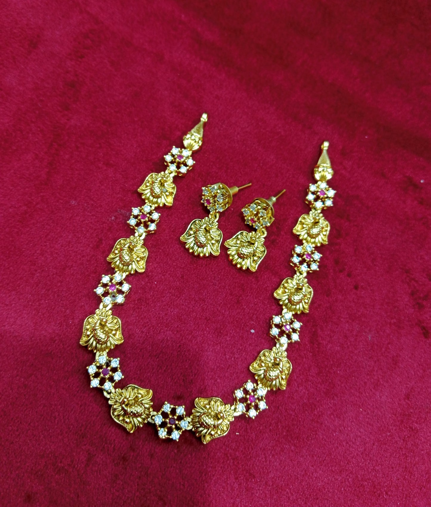 Short necklace SN 0015