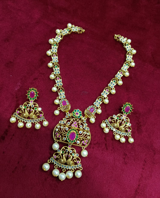 Short necklace SN 0011