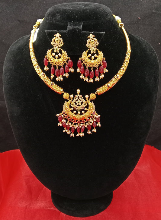 Kanti with Guttu making K 002